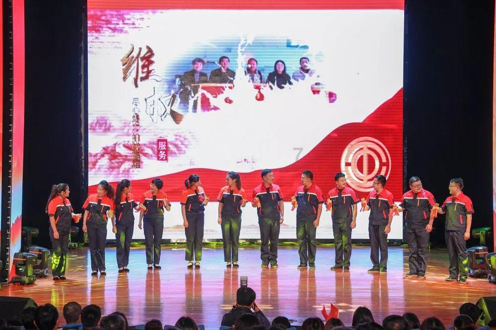 【敢不敢】一起看韩国女神李成敏的逆天演技和多重身份!你能顶得住吗?
